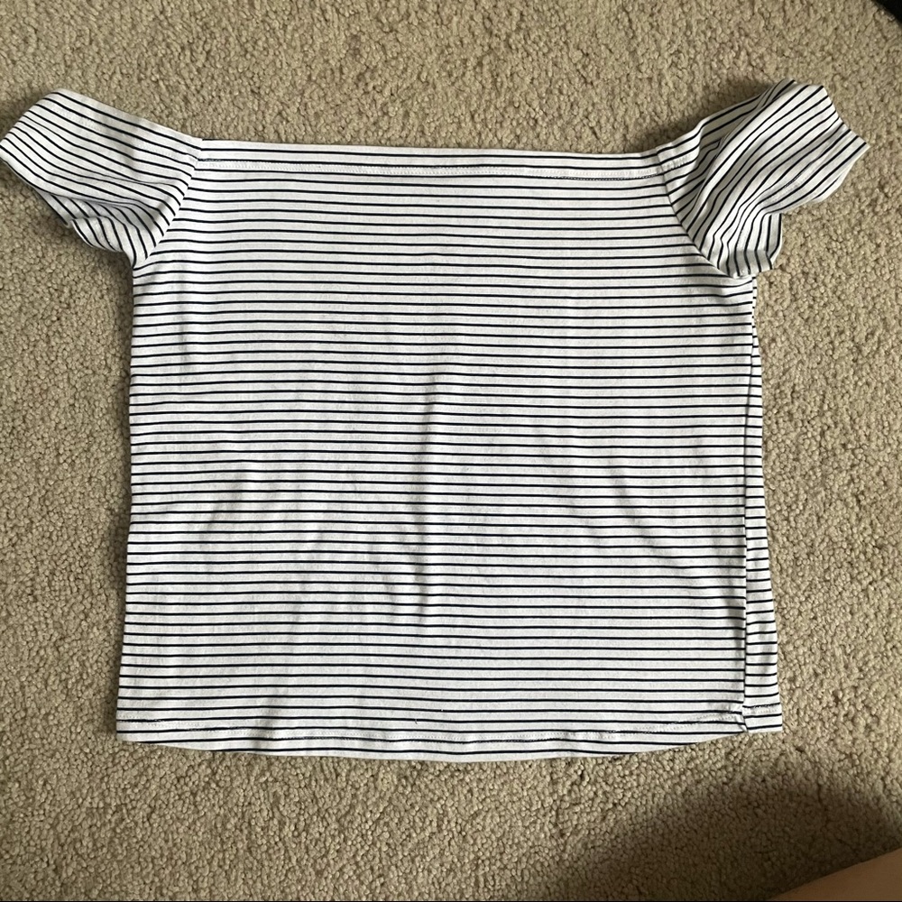 Striped of the shoulder crop top